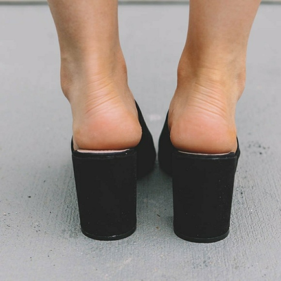 Size 10 Black Slip On Mule Block Heel - Picture 4 of 7