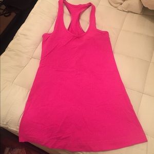 Lululemon tank