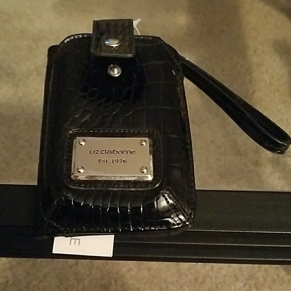 Universal Cell Phone Case - Picture 2 of 5