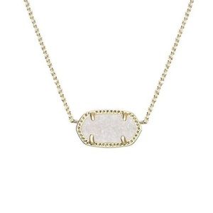 Kendra Scott white Pendant necklace Kendra Scott white Pendant necklace