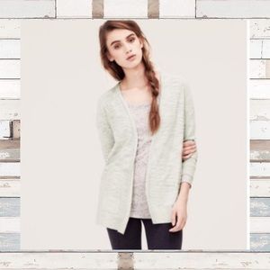 Women's Loft Lou & Grey Sz. Med Oatmeal Cardigan Women's Loft Lou & Grey Sz. Med Oatmeal Cardigan