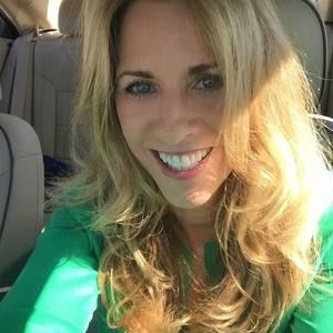 Meet your Posher, Courtney