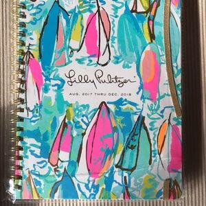 Lilly Pulitzer Jumbo Agenda Aug 2017 - Dec 2018