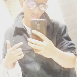 Meet your Posher, Santos