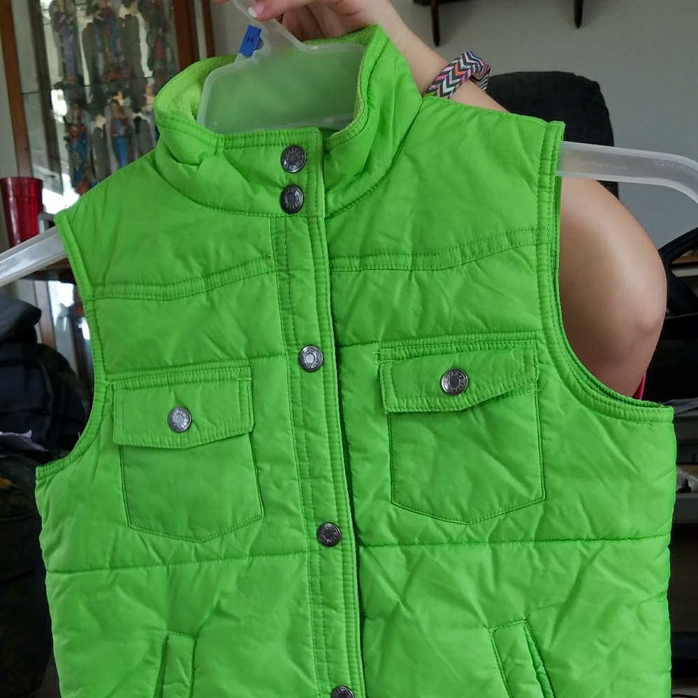 Walls ranch wear vest youth large