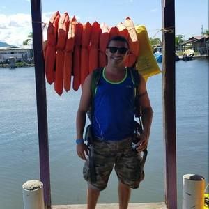 Meet your Posher, Ricky