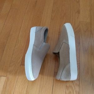 NWOT GAP PLATFORM LOAFER NWOT GAP PLATFORM LOAFER