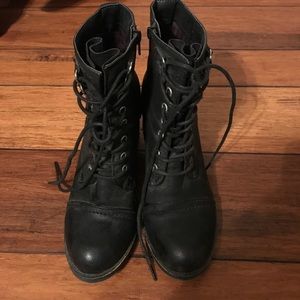 Lace up boots
