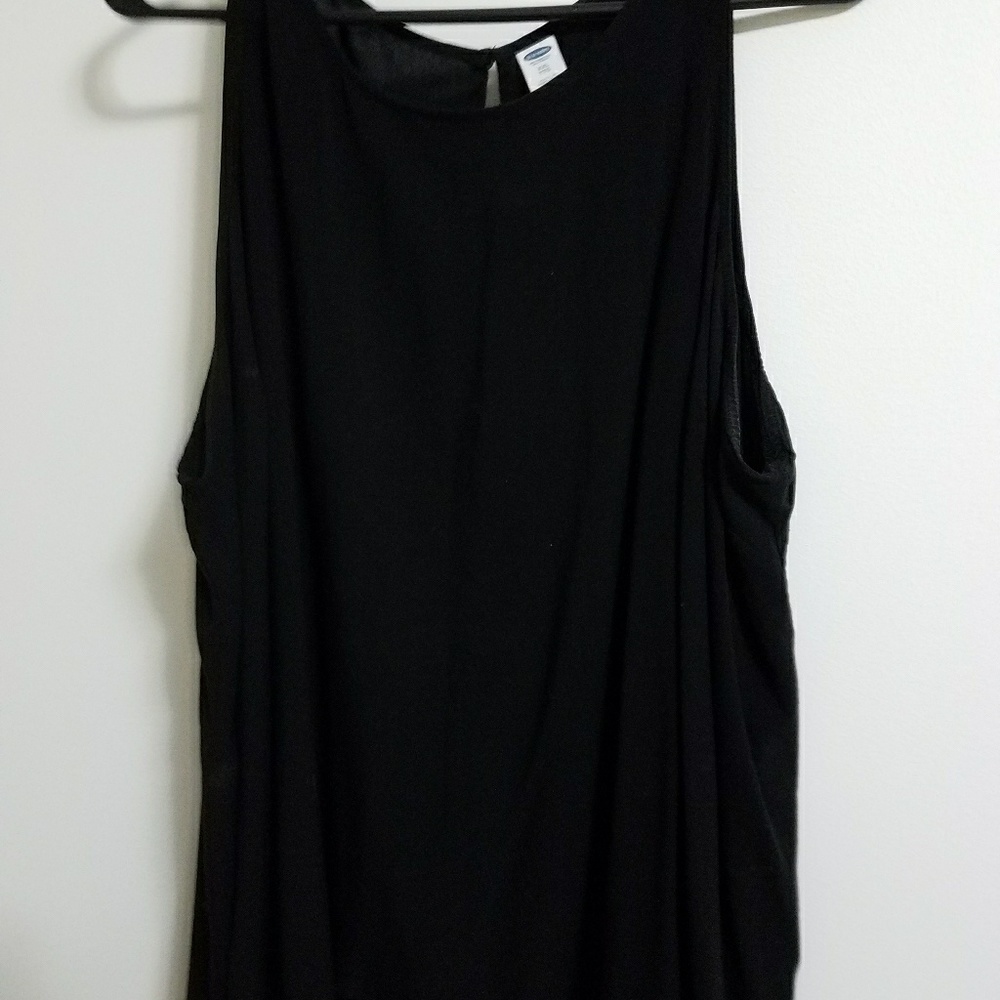 **FINAL PRICE DROP** Old Navy Sleeveless blouse