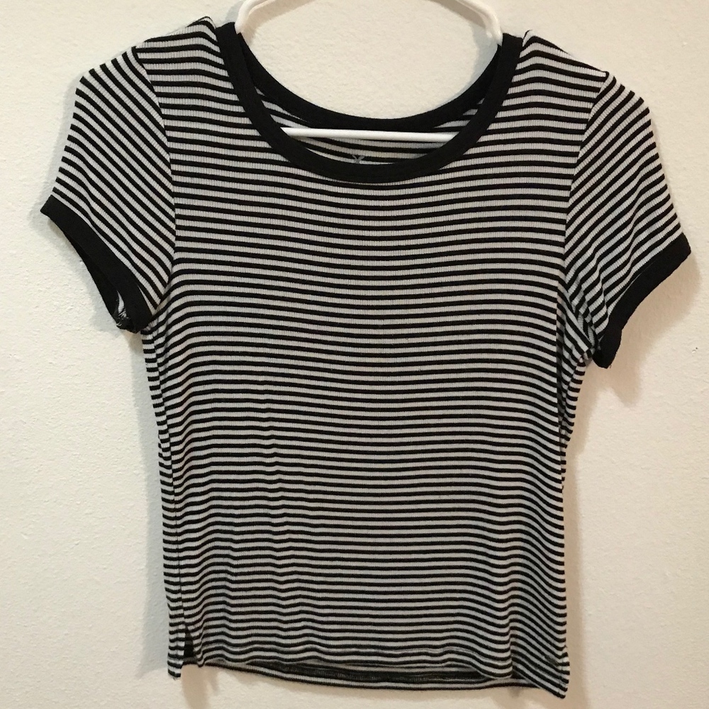 American Eagle XS T Shirt