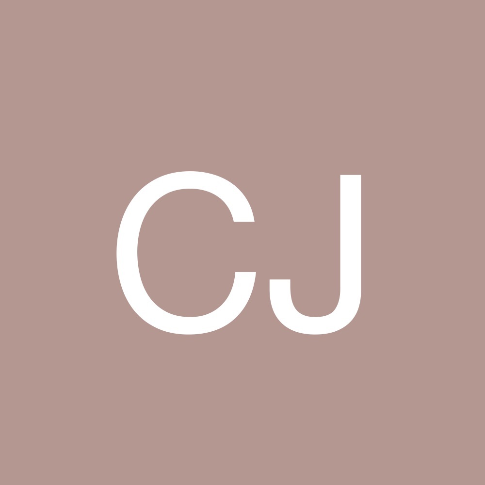 Meet your Posher, Caraline