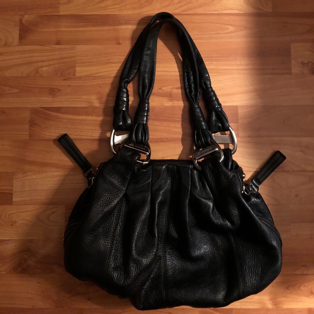 B. Makowsky Black Purse