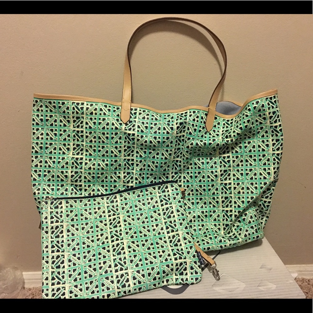 Stella and Dot Voyage Bag