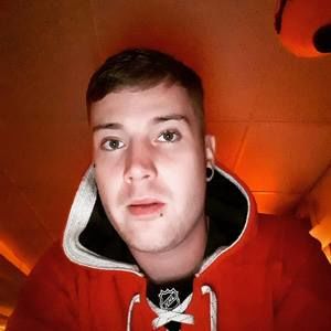 Meet your Posher, Jake