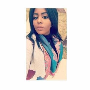 Meet your Posher, Dominique