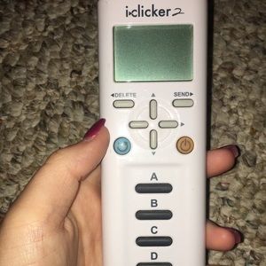 iclicker 2!! Excellent condition!! + Batteries!!