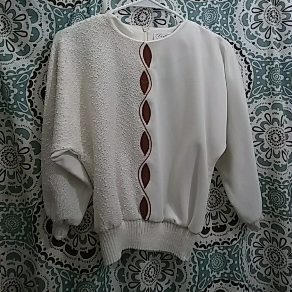 3/4 sleeve cream top