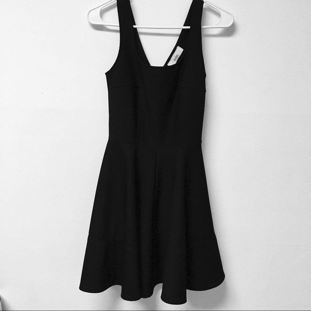 🖤Cute Black Skater Dress🖤