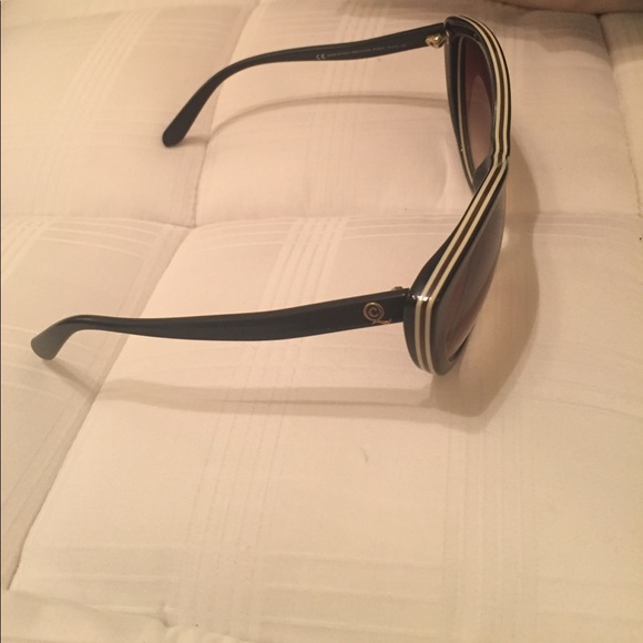 Alexander McQueen sunglasses