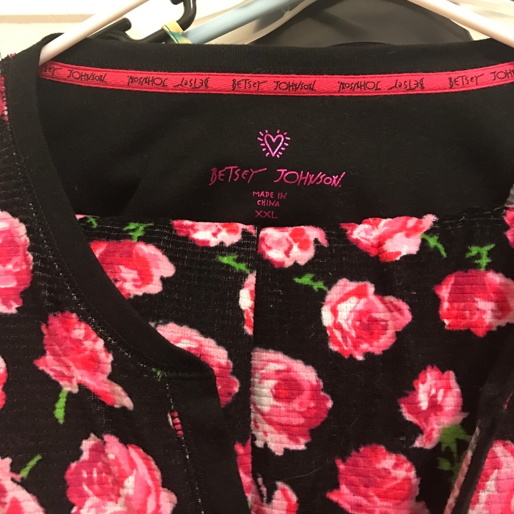 Betsey Johnson Pajama set