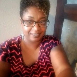 Meet your Posher, Letisha