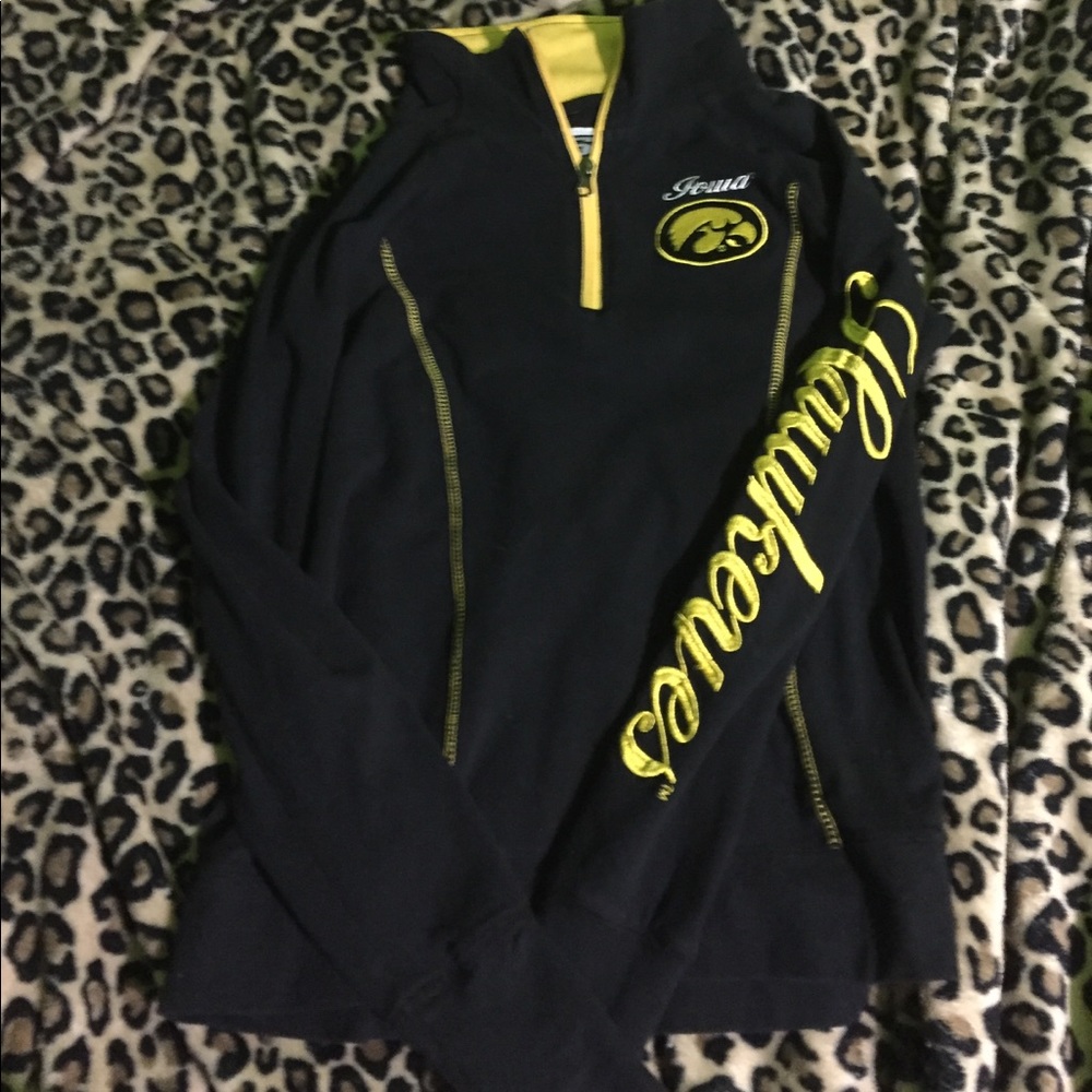 Iowa hawkeyes pullover