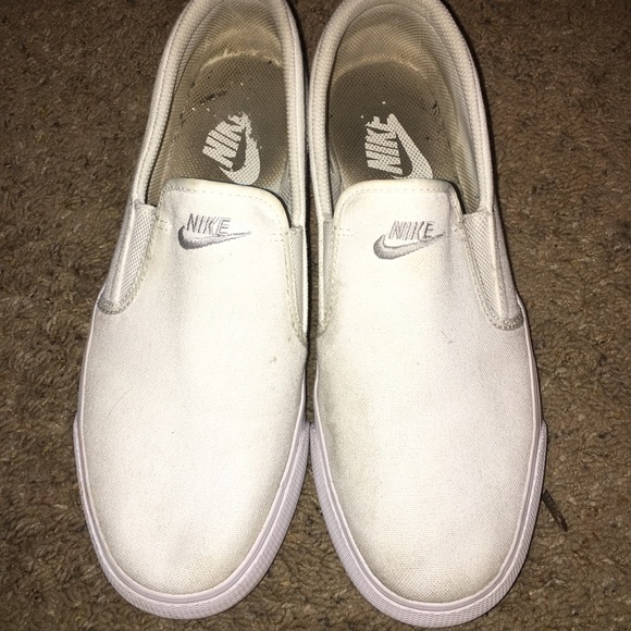 White Nike Slip Ons - Picture 1 of 3