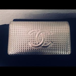 Chanel silver wallet Chanel silver wallet