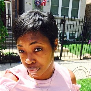 Meet your Posher, Akeeda