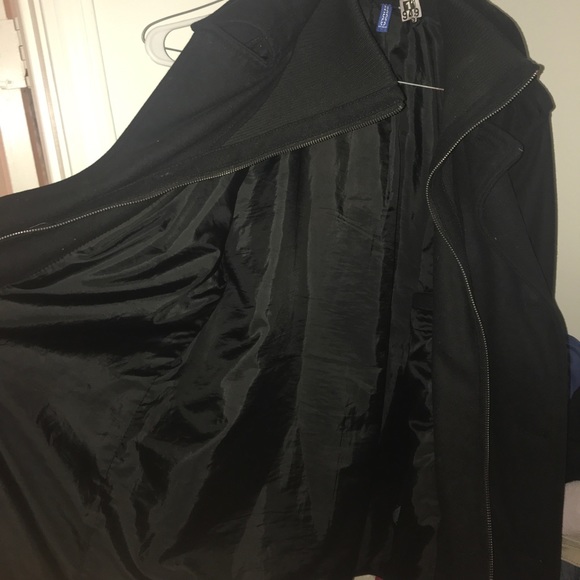 H&M Winter Coat - Picture 5 of 6