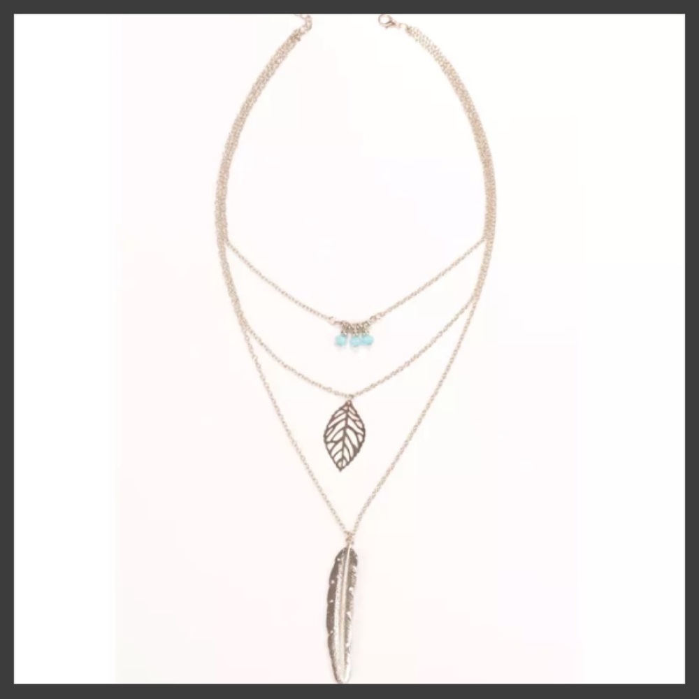 🆕 Beautiful 3- Tiered Boho Necklace - Picture 2 of 2