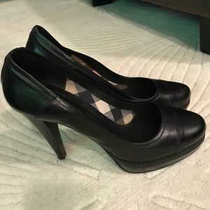 Burberry platform pumps!