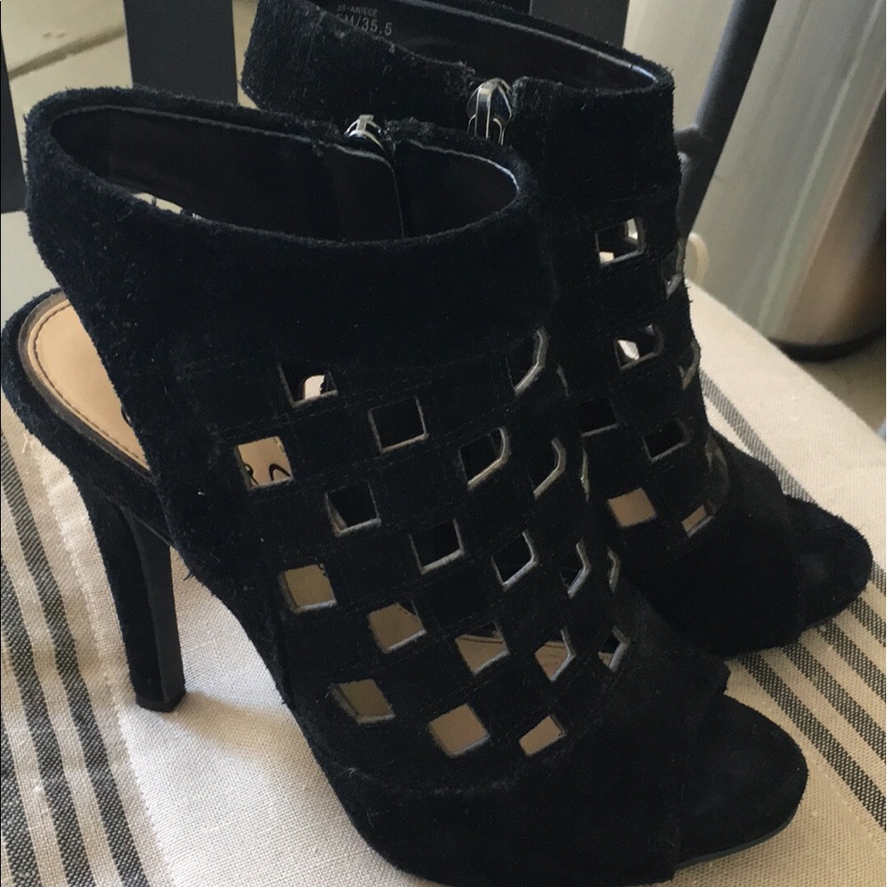 Jessica Simpson heels