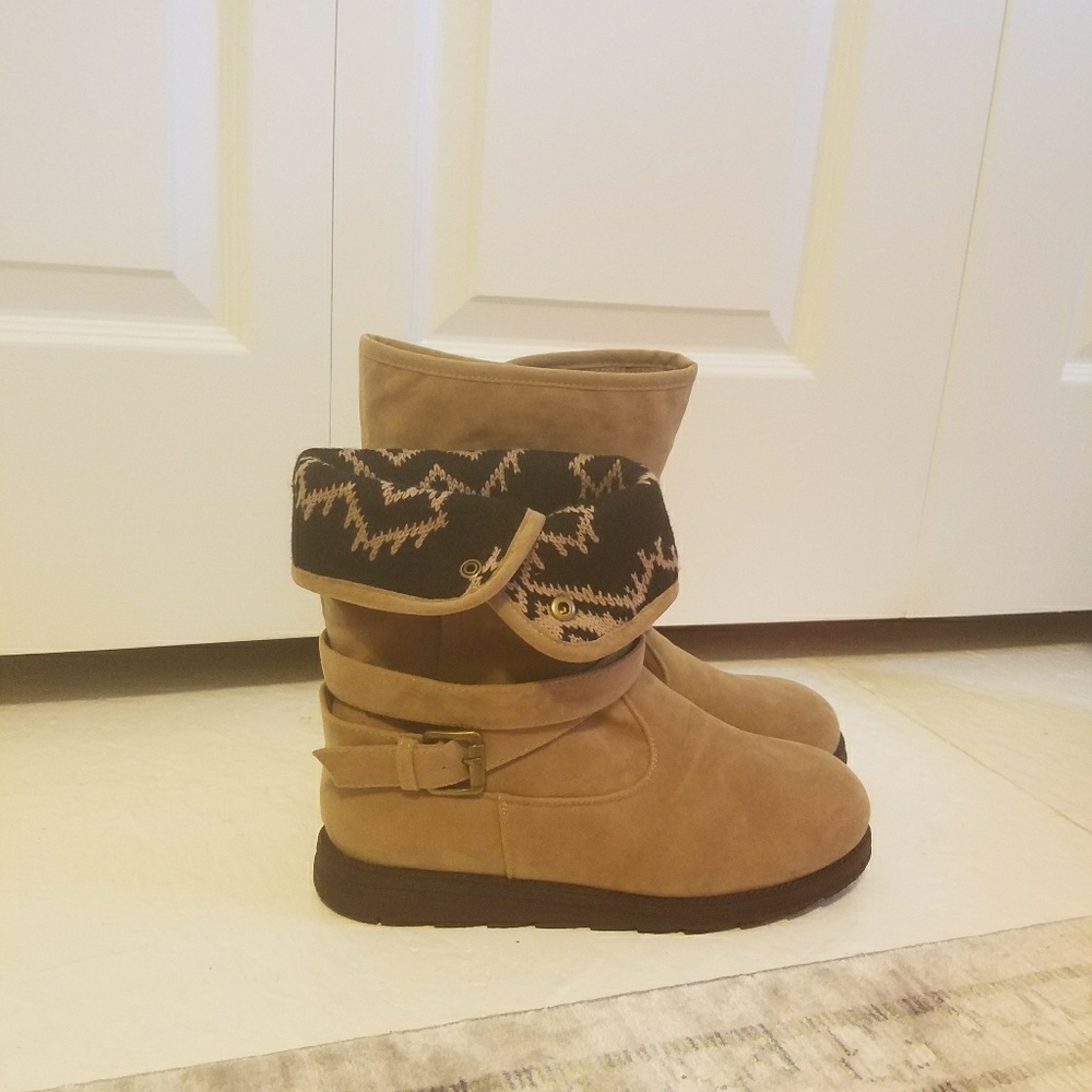Muk Luk Boots