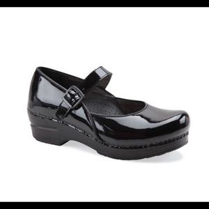 Dansko patent leather clogs size 9