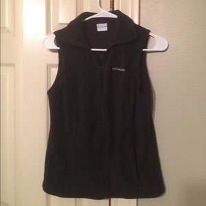 Columbia black fleece vest