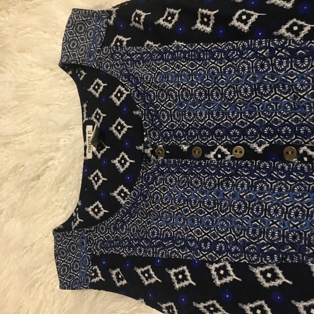 Patterned Tank Top - Picture 4 of 5