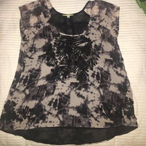 Gianni Bini Print Bead SS Shirt Gianni Bini Print Bead SS Shirt