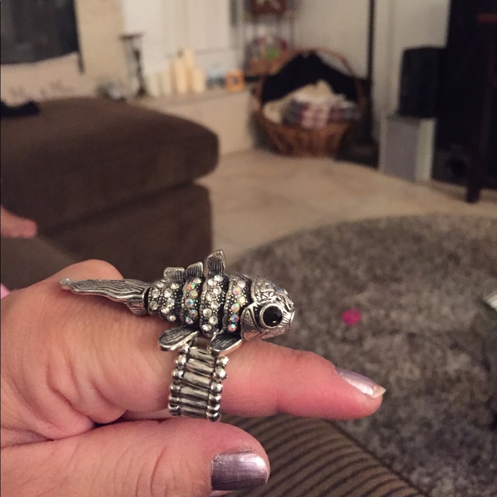 Fish ring
