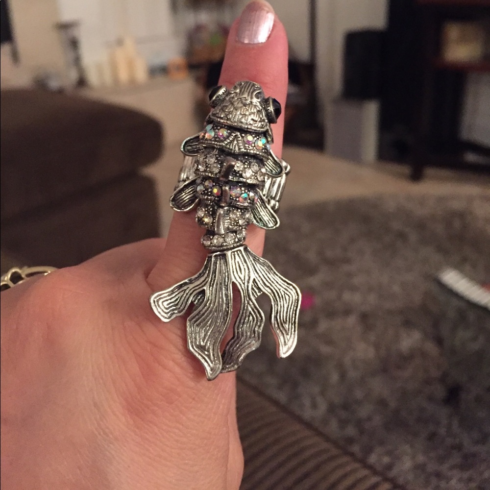 Fish ring - Picture 2 of 3