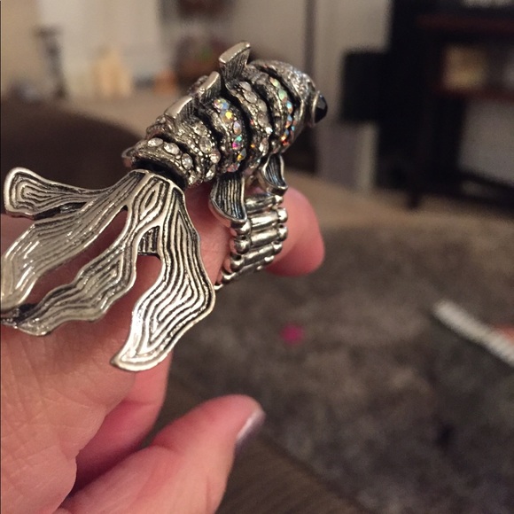 Fish ring - Picture 3 of 3