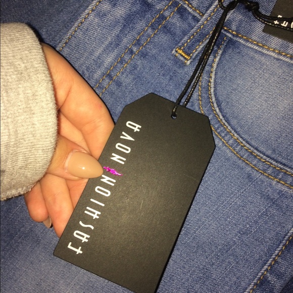 SOLD - Picture 4 of 4