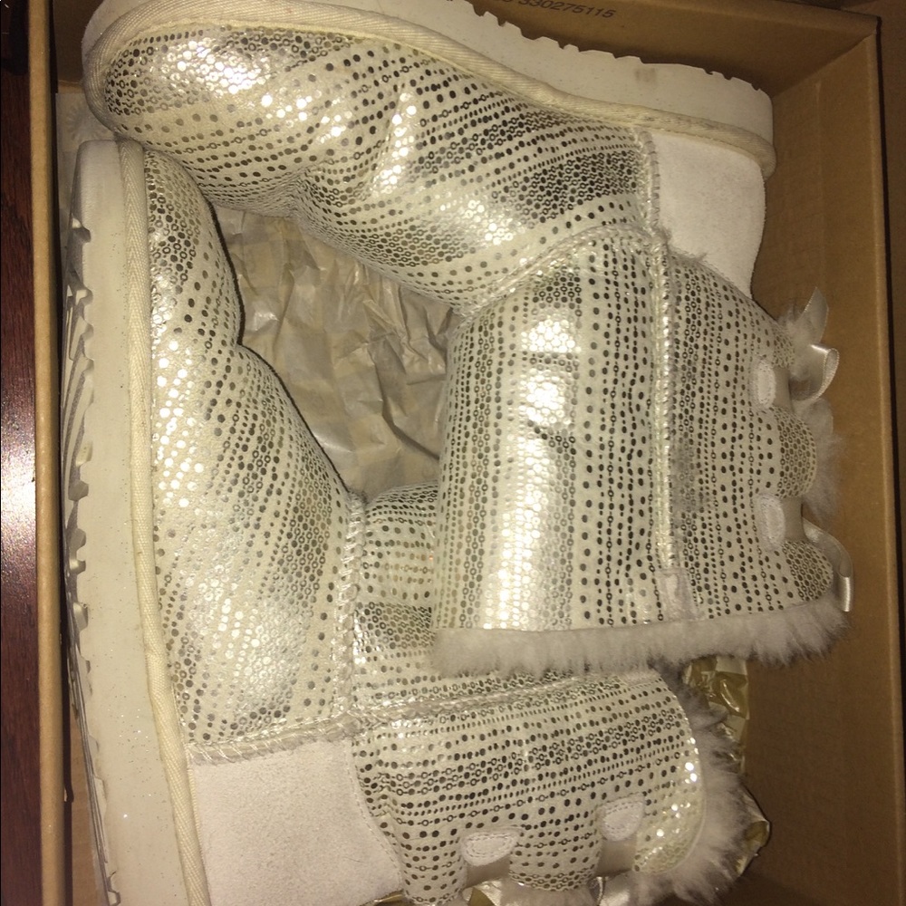 Rare Bailey bow uggs