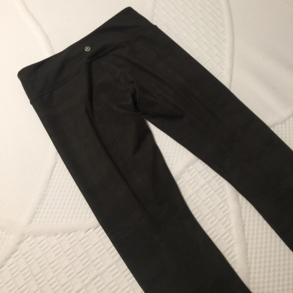 ON HOLD Lululemon Camo Wunder Under Full Length