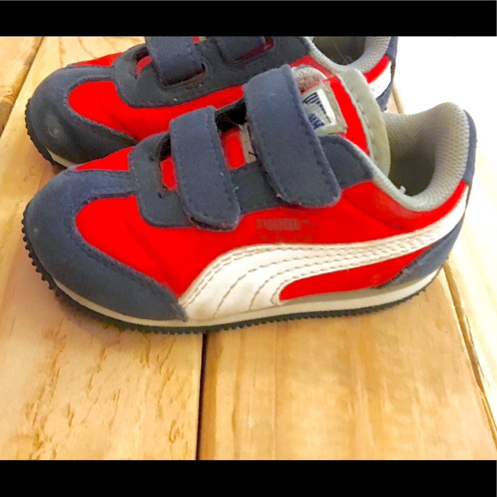 ‼️SOLD‼️Toddler Boys Pumas- Sz.5c