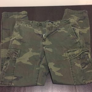 🛍CAMO Pants🛍