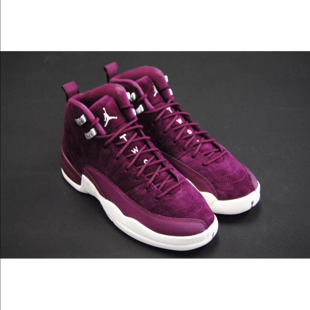 💥SOLD!💥Kids Jordan Retro 12 size 1Y "Bordeaux "
