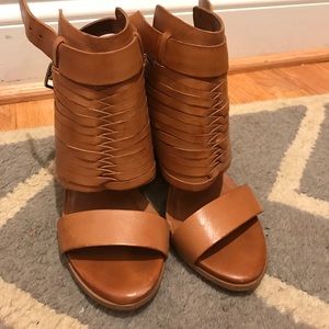 Steve Madden gladiator tribal wedges