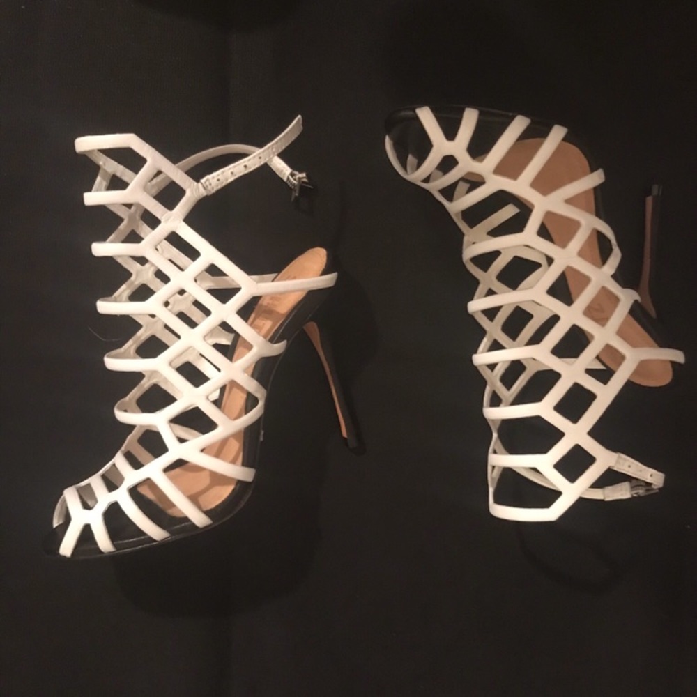 Brand New Schutz Sandalia Salto Alto