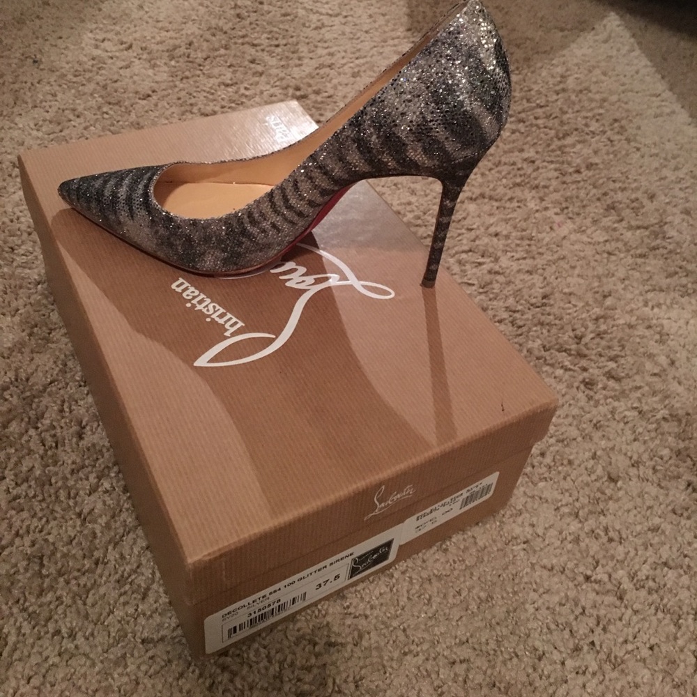 Christian Louboutin Glitter Pump